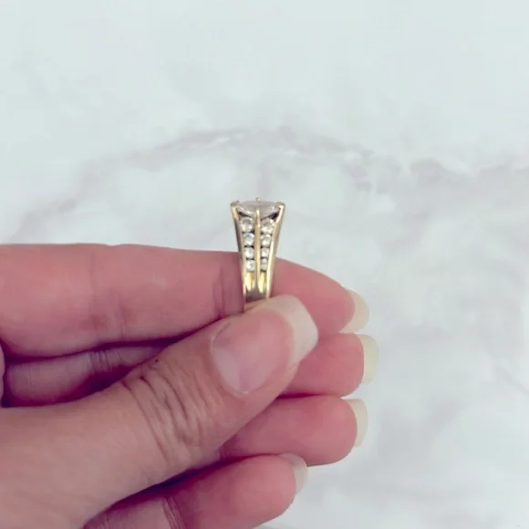 Vintage Engagement Ring & Band - Picture 4 of 9